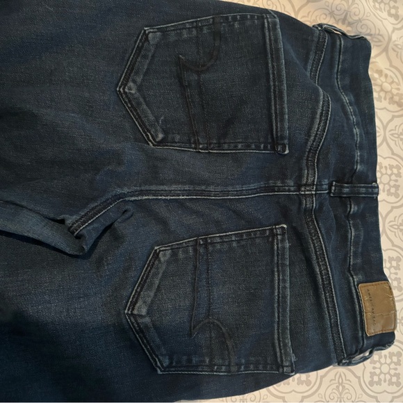 AE Distressed Curvy High Rise Jeggings Size 6 - Picture 8 of 8